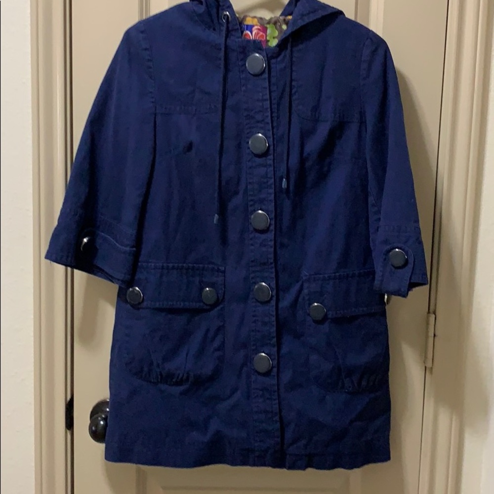 Cropped sleeve cargo jacket